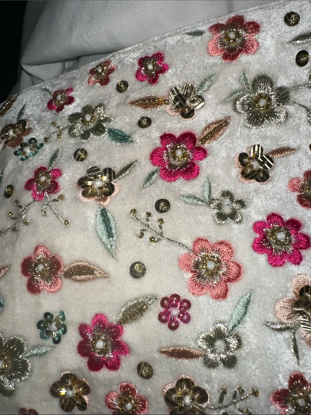 NWT from India to you Embroidered Floral Velvet Cosmetic Pouch in Cream big size